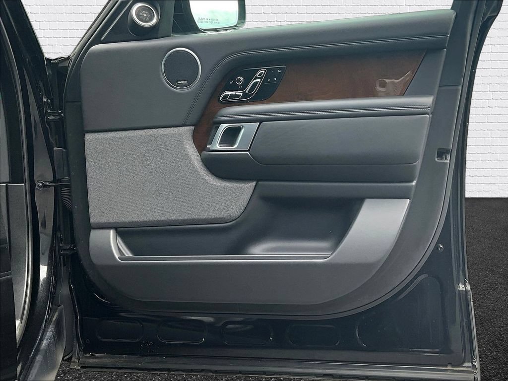 Used 2020 Land Rover Range Rover HSE AWD/4WD image 23