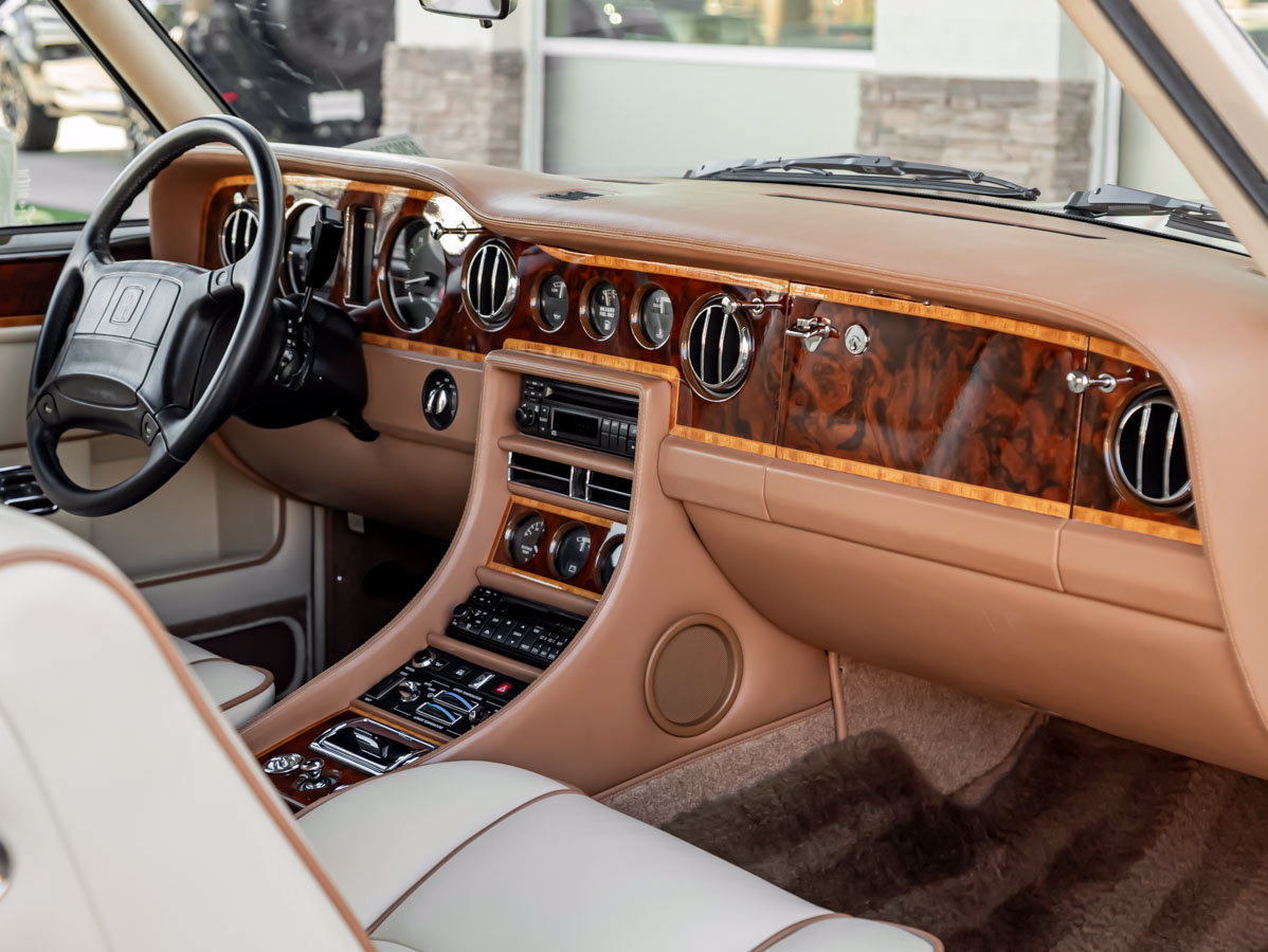 Used 1991 Rolls-Royce Corniche III RWD image 27