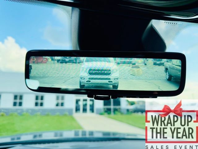 Used 2024 Jeep Grand Cherokee L Overland w/ Advanced Protech Group III image 21