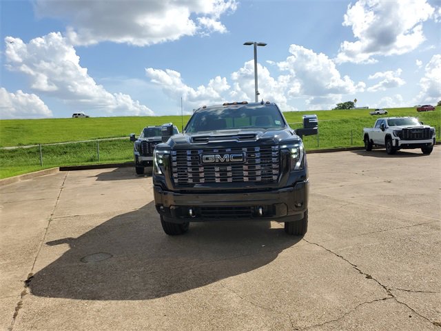 New 2025 GMC Sierra 2500 Denali Ultimate image 2