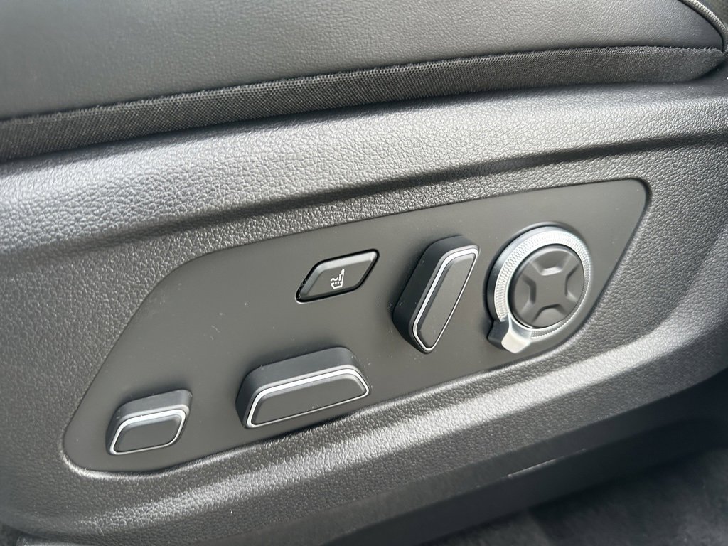 Used 2025 Hyundai Palisade Calligraphy image 17