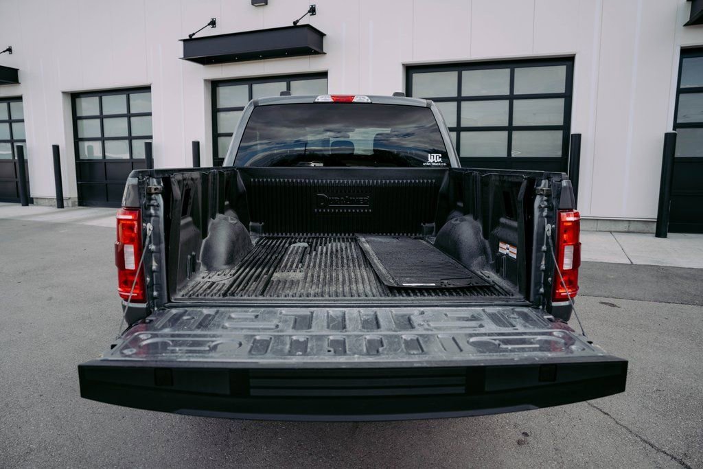 Used 2023 Ford F150 XLT w/ Trailer Tow Package image 9