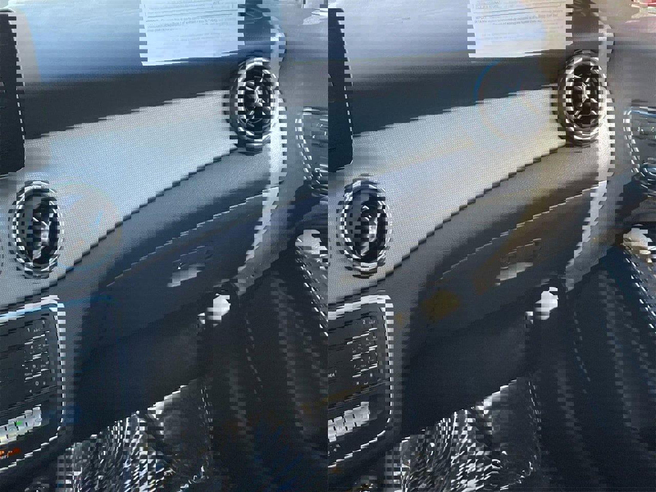 Used 2018 Mercedes-Benz CLA 250 image 15