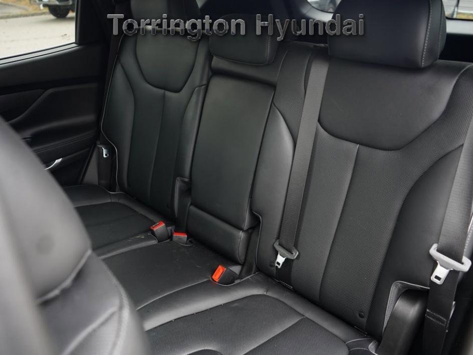 Used 2022 Hyundai Santa Fe Limited image 18