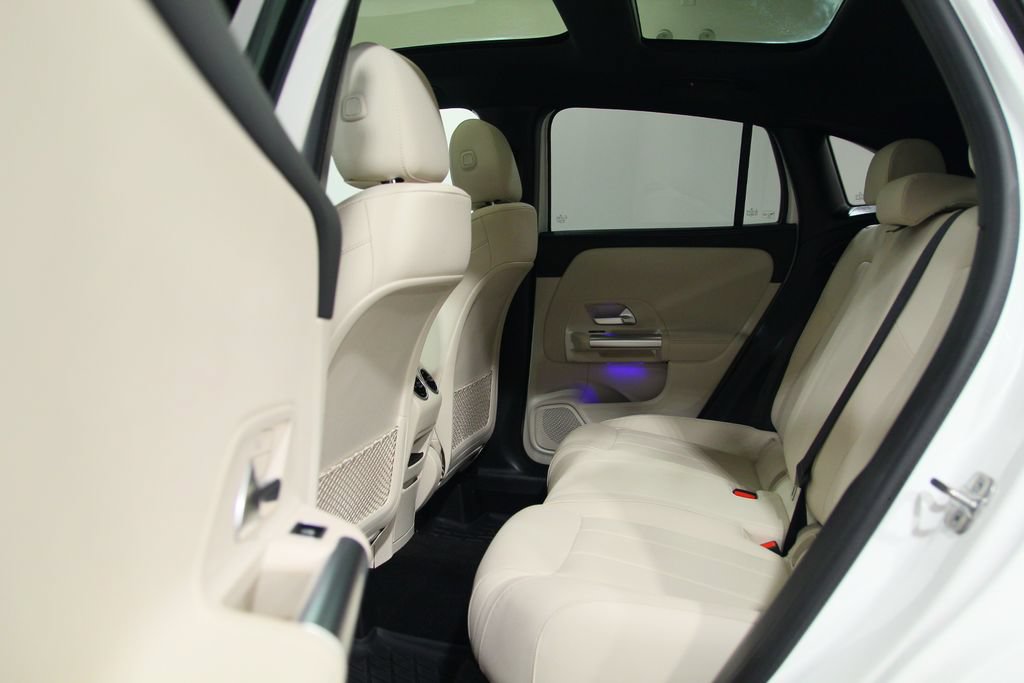 Certified 2024 Mercedes-Benz GLA 250 4MATIC image 29