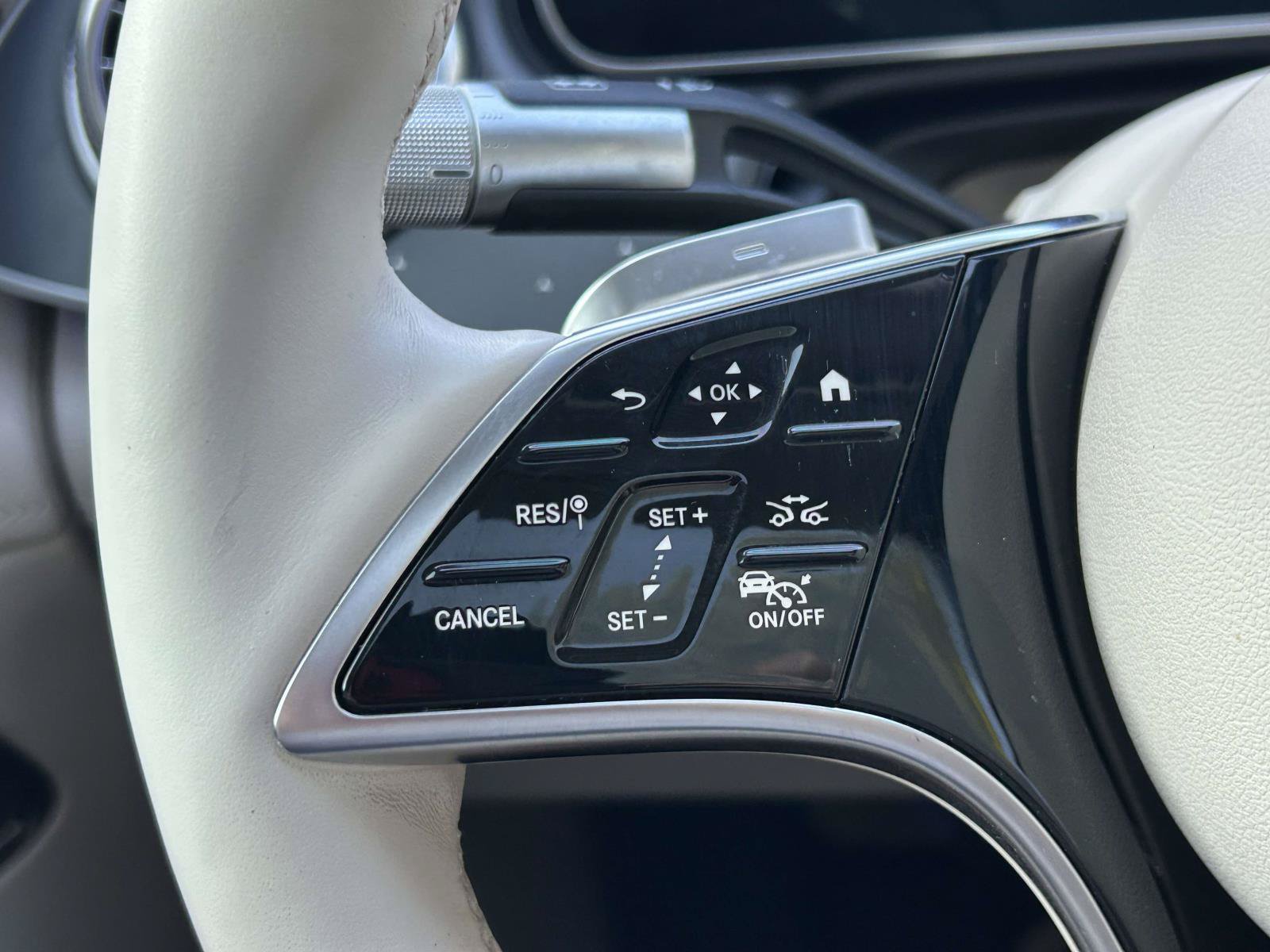 Certified 2023 Mercedes-Benz EQS 450+ 4MATIC Sedan image 27