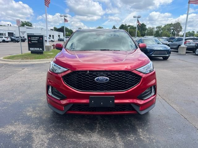 Used 2024 Ford Edge ST-Line w/ Class II Trailer Tow Package AWD/4WD image 2