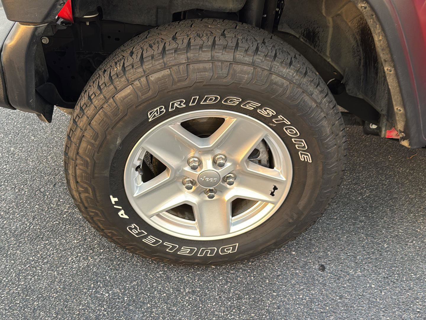 Used 2020 Jeep Gladiator Sport w/ Quick Order Package 24S image 28