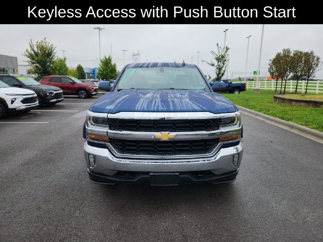 Used 2017 Chevrolet Silverado 1500 LT w/ All Star Edition AWD/4WD image 2