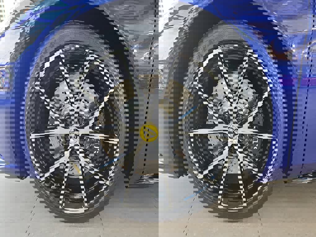 New 2025 Lotus Emira image 14