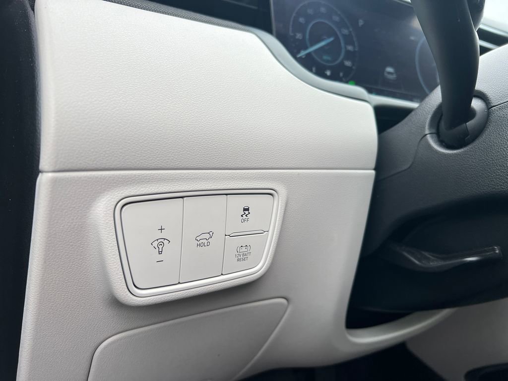 Certified 2024 Hyundai Tucson Limited image 36