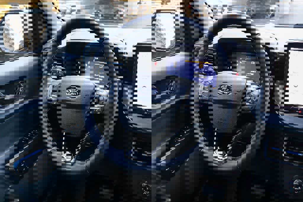 New 2026 Ford Maverick Lobo image 16