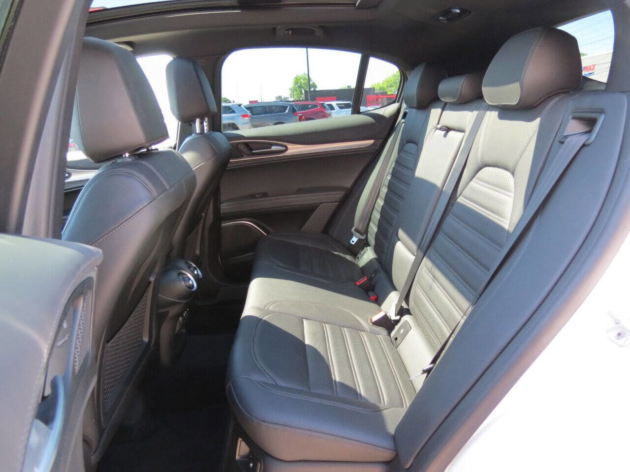 Used 2021 Alfa Romeo Stelvio Ti Sport image 37