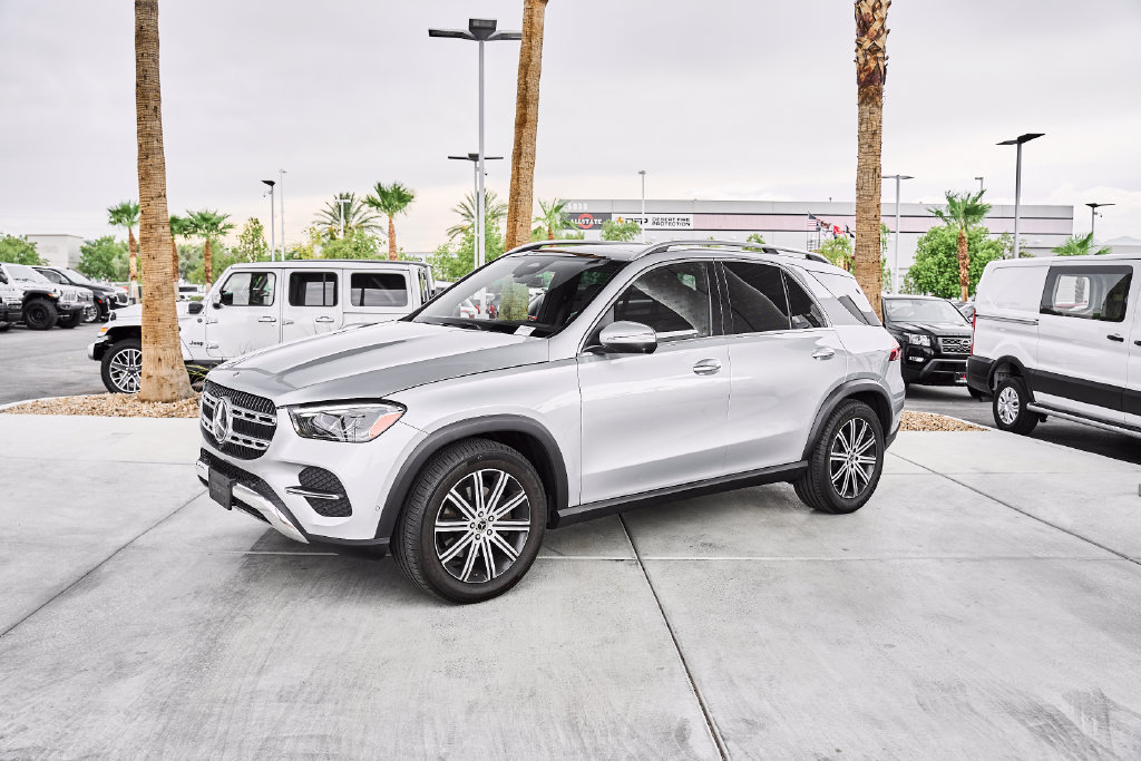 Used 2025 Mercedes-Benz GLE 350 4MATIC image 5