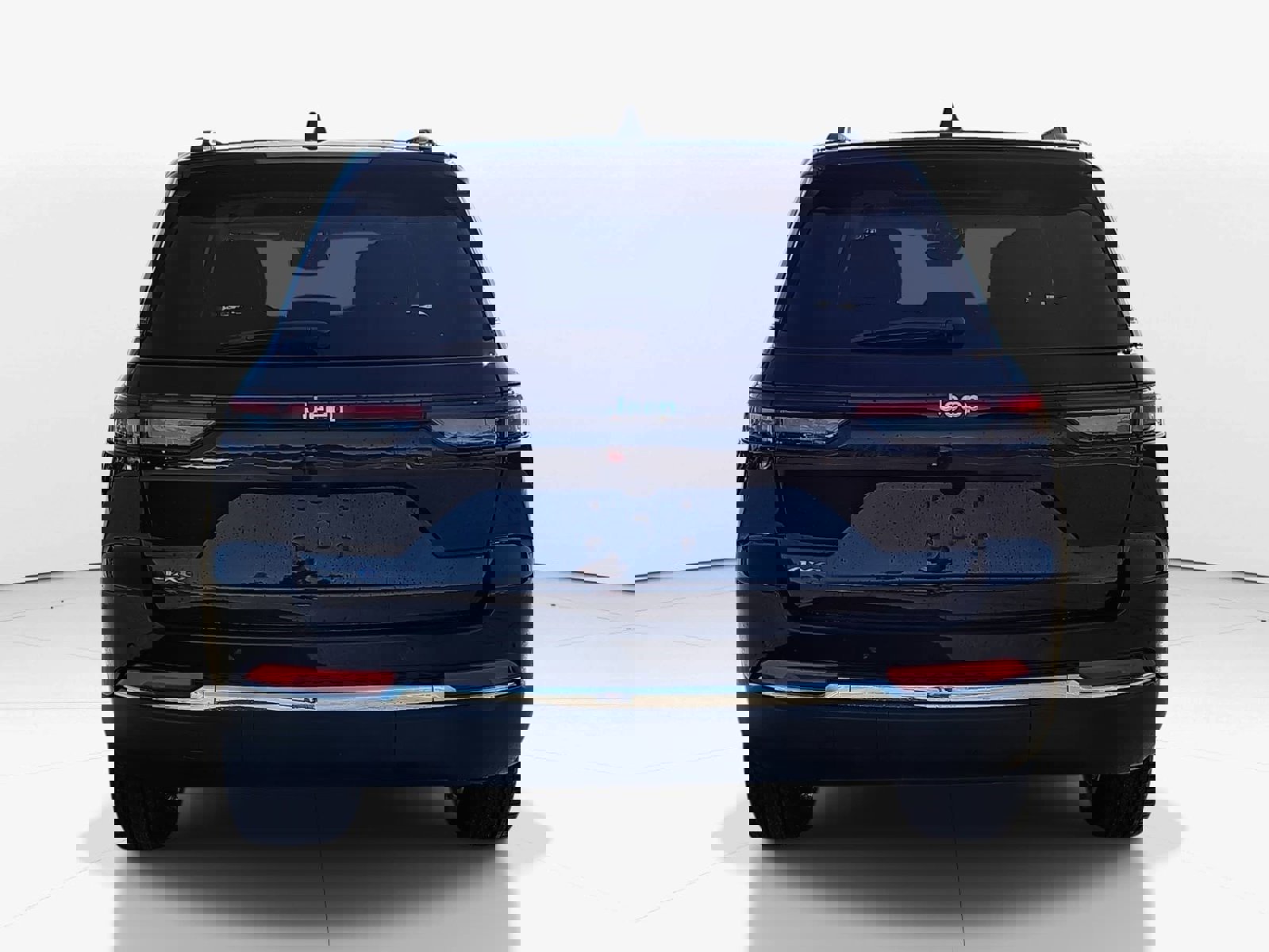 Used 2023 Jeep Grand Cherokee 4WD 4xe image 4