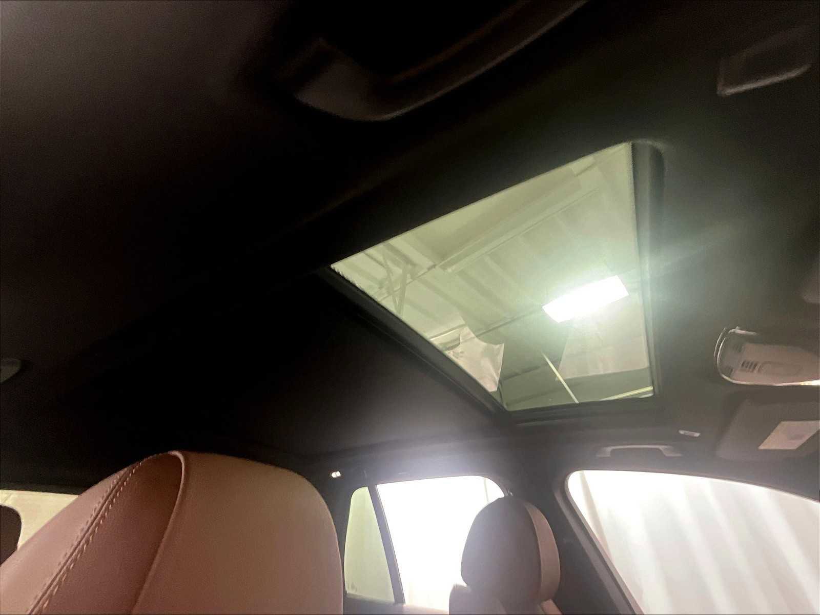 Used 2022 BMW X5 xDrive45e w/ M Sport Package image 23