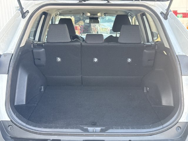 Used 2025 Toyota RAV4 XLE FWD image 32