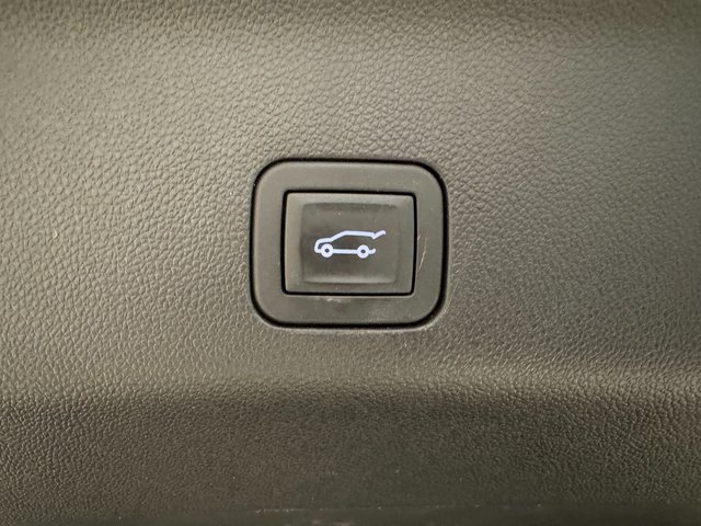 Used 2025 Chevrolet Tahoe Premier RWD image 26