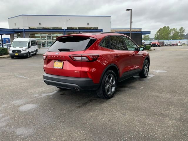 Certified 2025 Ford Escape ST-Line AWD/4WD image 7