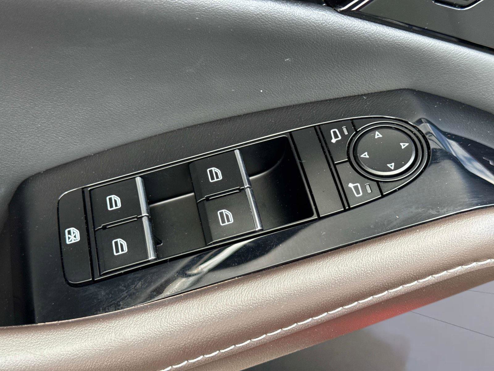 Used 2023 MAZDA CX-30 2.5 Turbo w/ Premium Package image 19