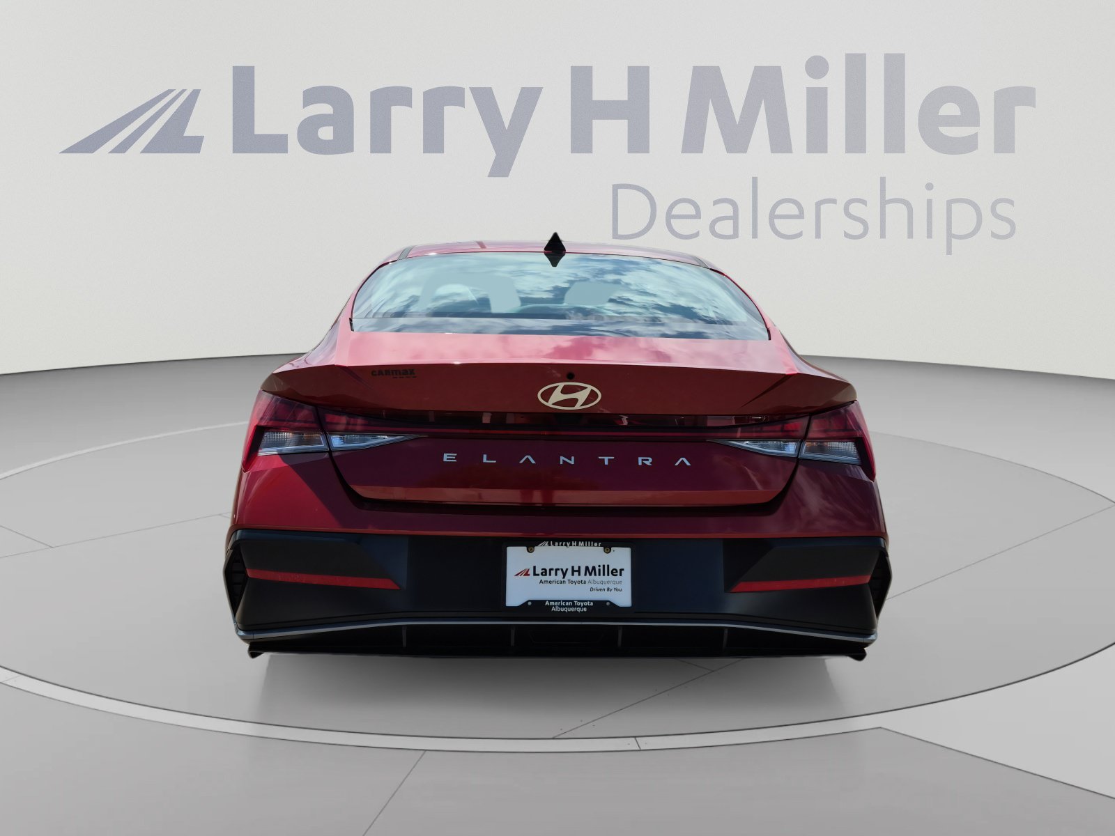 Used 2025 Hyundai Elantra SEL FWD image 4