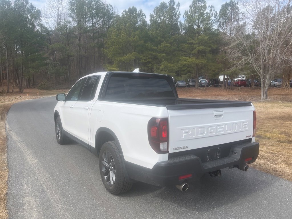 Used 2024 Honda Ridgeline Sport image 7