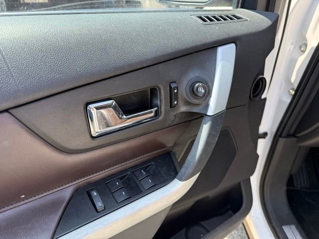 Used 2013 Ford Edge Limited FWD image 24