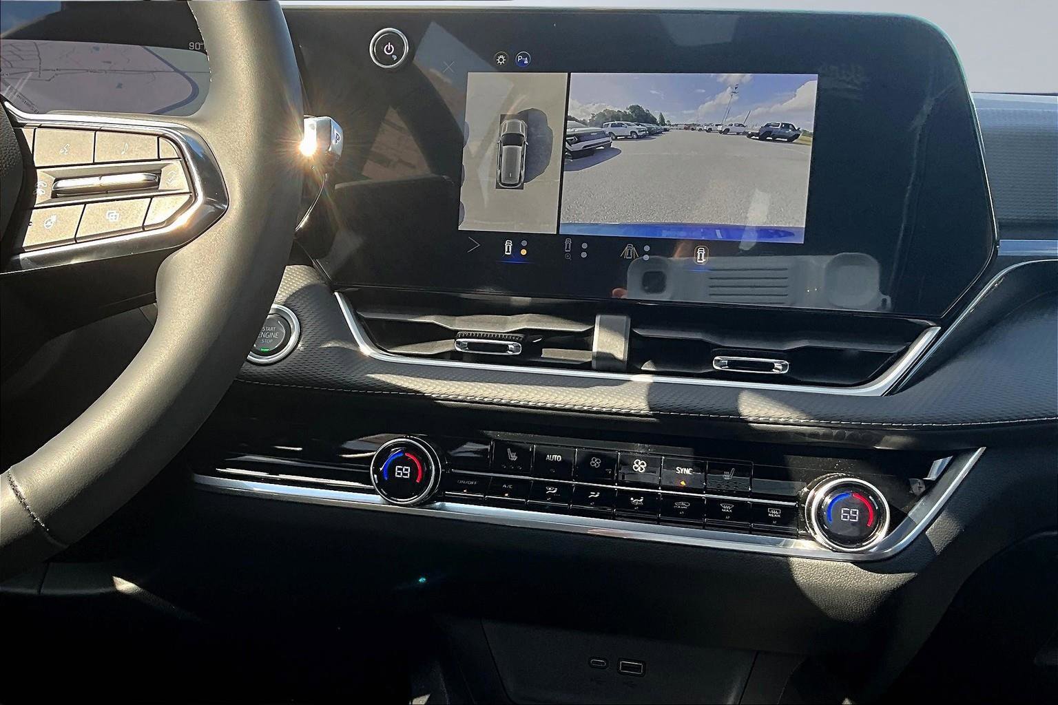 New 2026 Chevrolet Equinox LT w/ Convenience Package II image 6