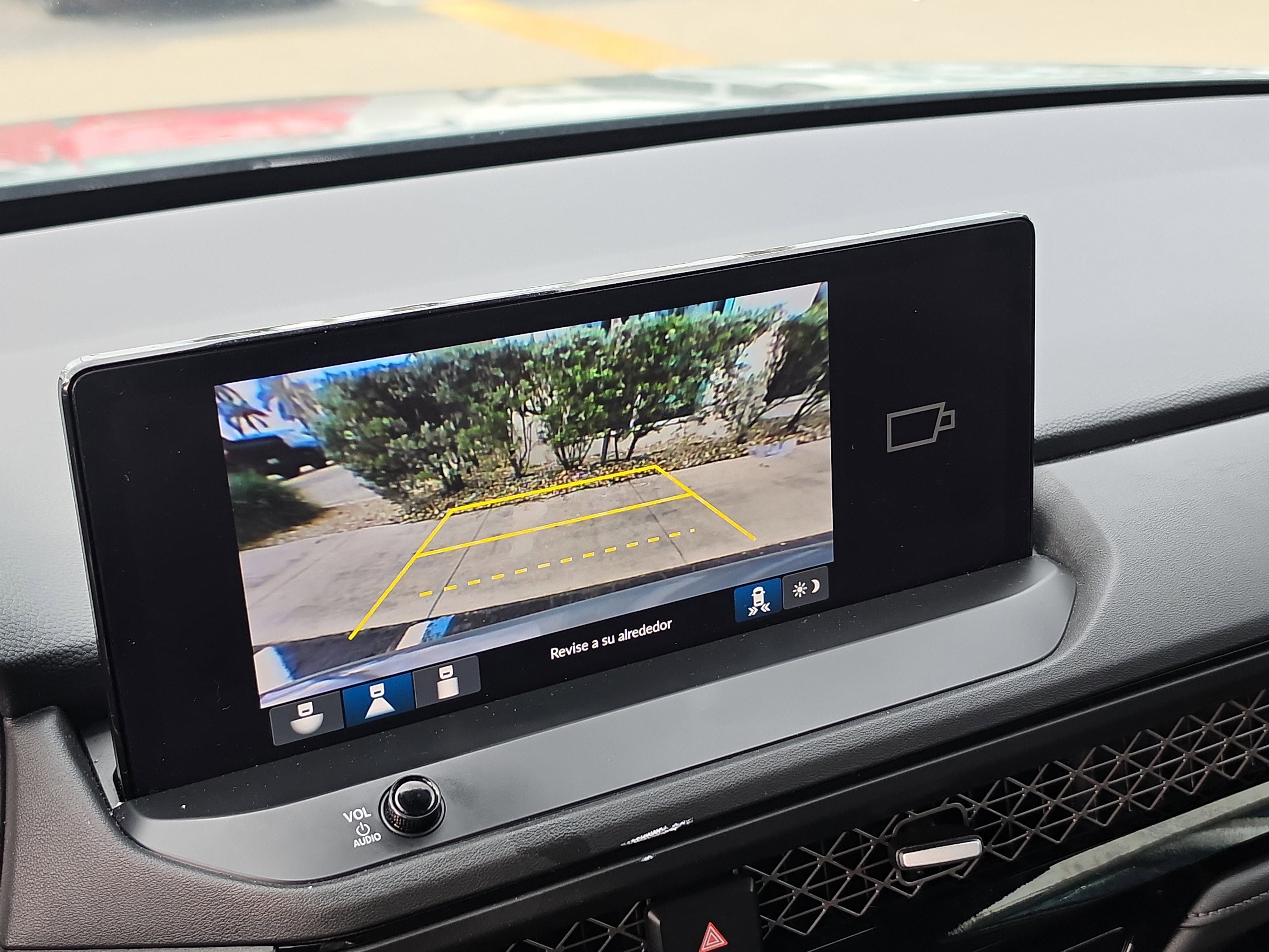 Certified 2025 Honda Accord Sport image 25