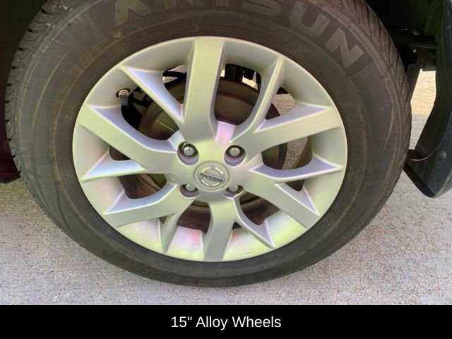 Used 2015 Nissan Versa SV w/ SV Appearance Package FWD image 12
