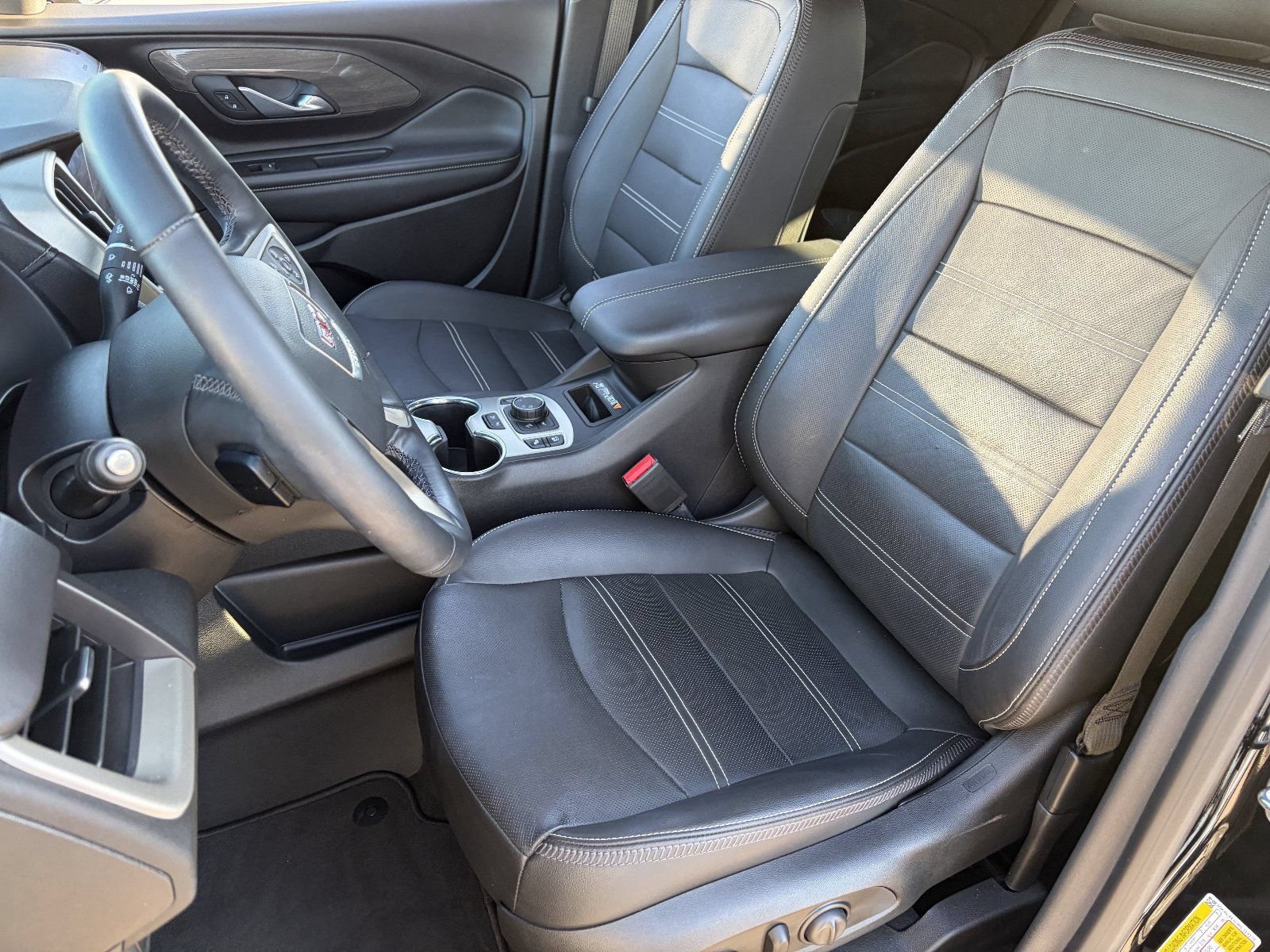 Certified 2024 GMC Terrain Denali w/ Denali Premium Package AWD/4WD image 21