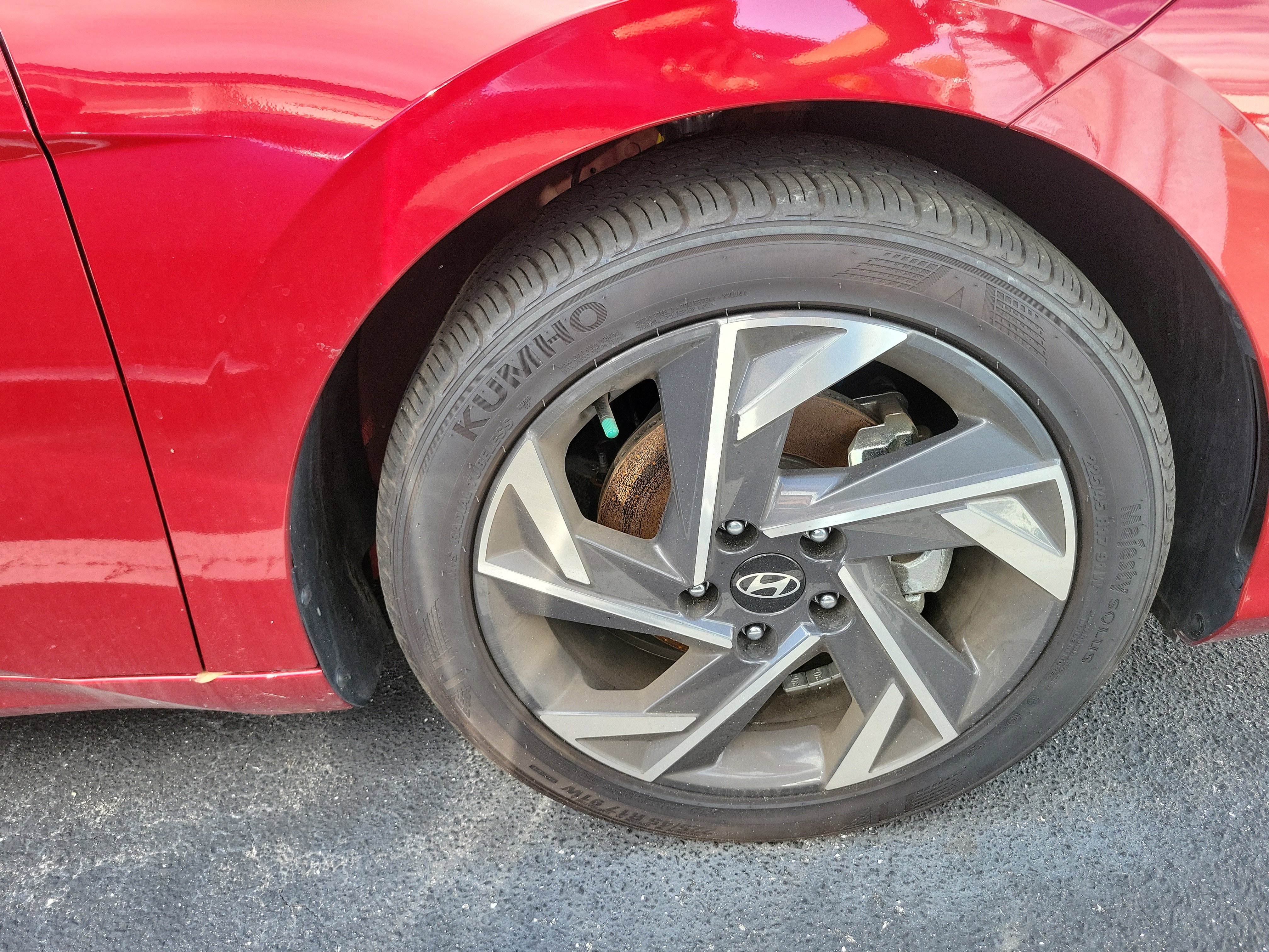 Used 2025 Hyundai Elantra Sport image 8