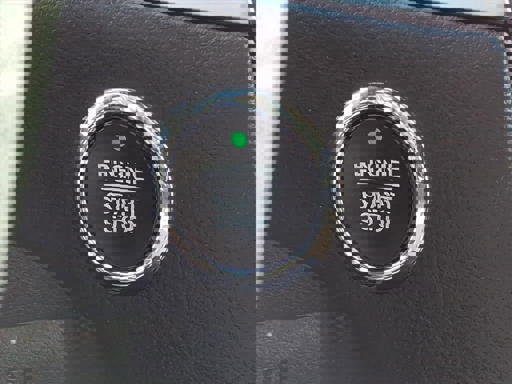 Certified 2019 Ford Edge SEL w/ Equipment Group 201A image 21