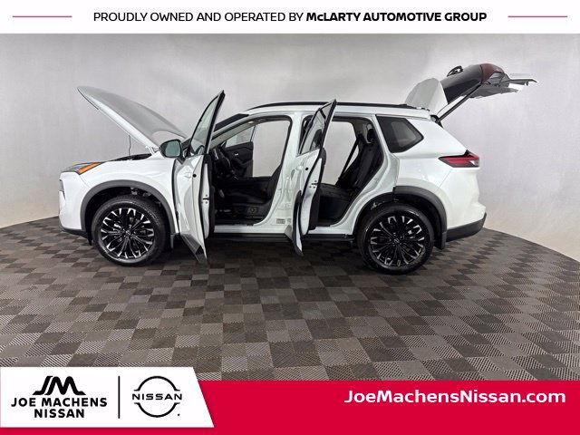 New 2026 Nissan Rogue Dark Armor AWD/4WD image 9
