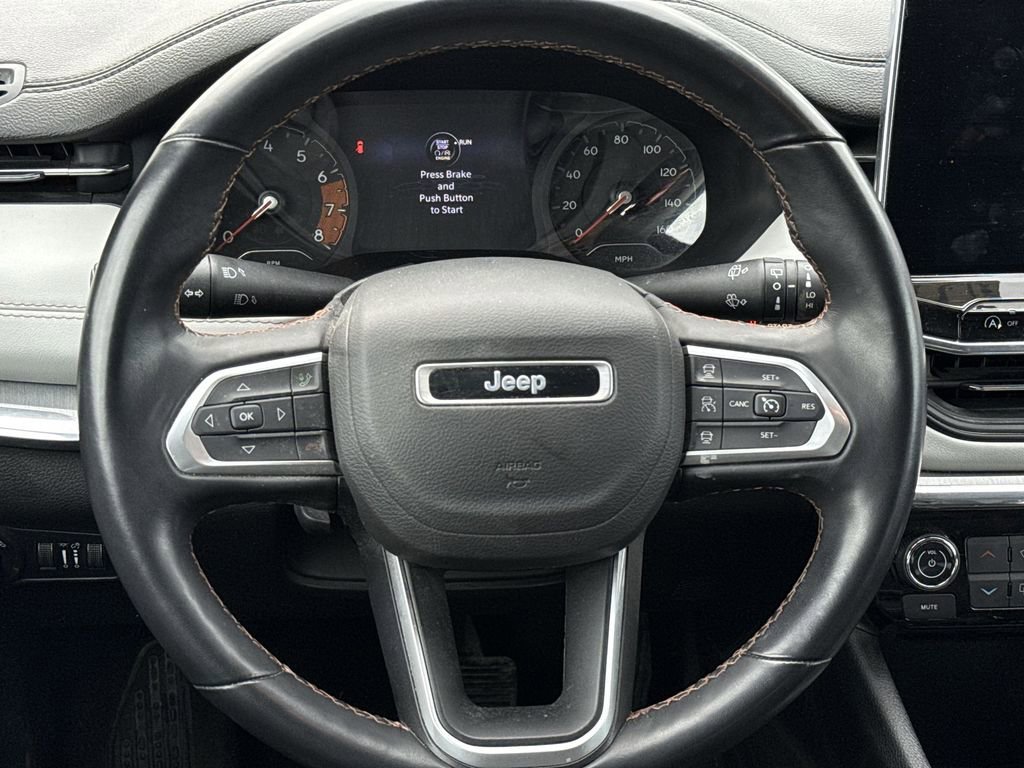 Used 2022 Jeep Compass Limited image 11