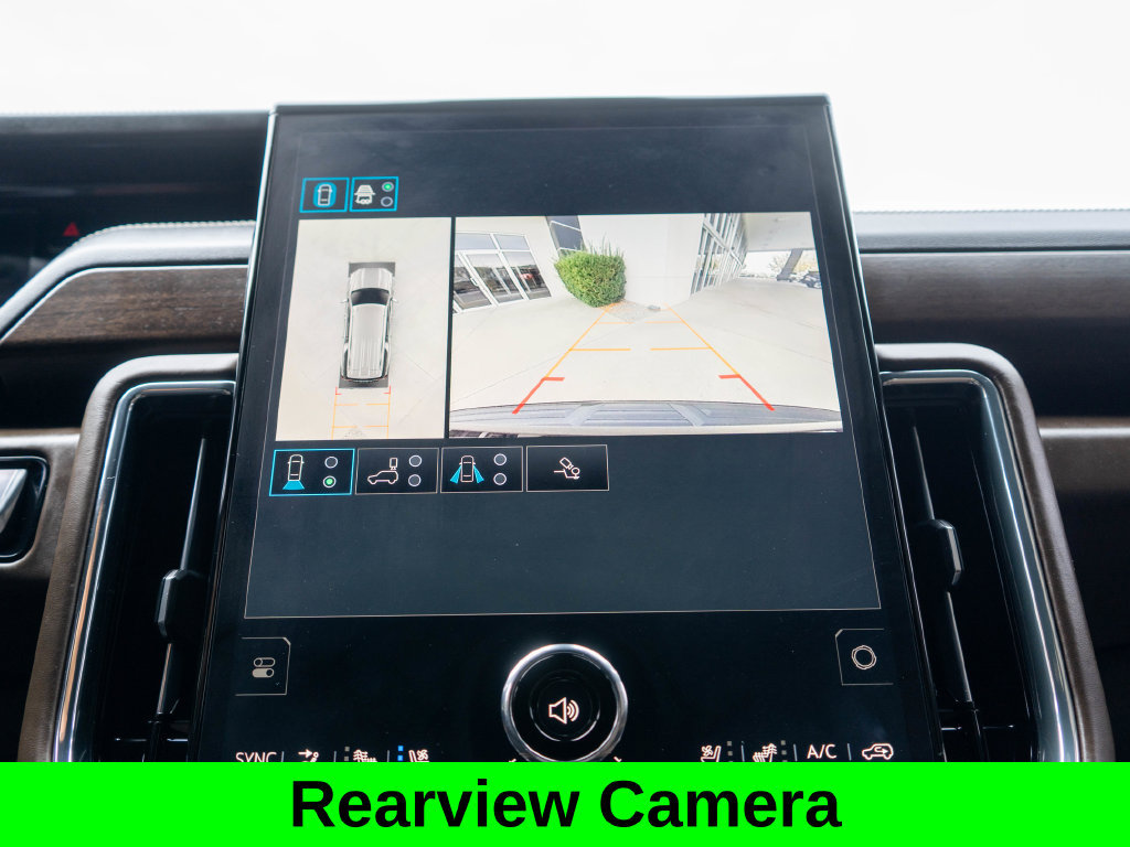 Certified 2025 GMC Yukon XL Denali Ultimate AWD/4WD image 30