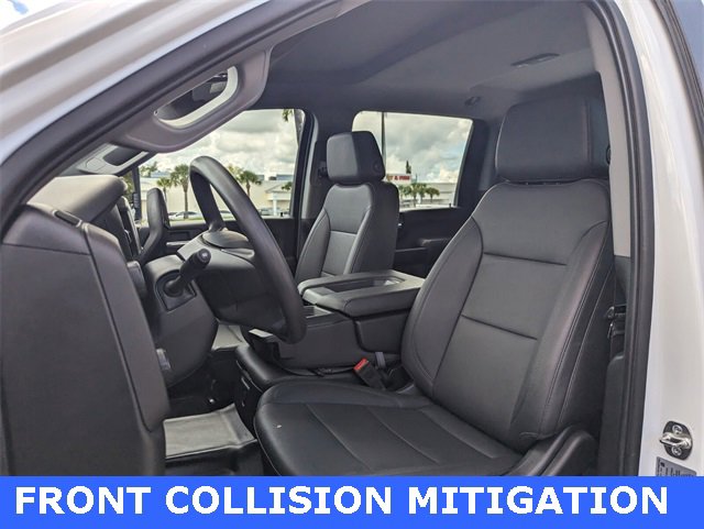 Used 2025 Chevrolet Silverado 2500 W/T image 3