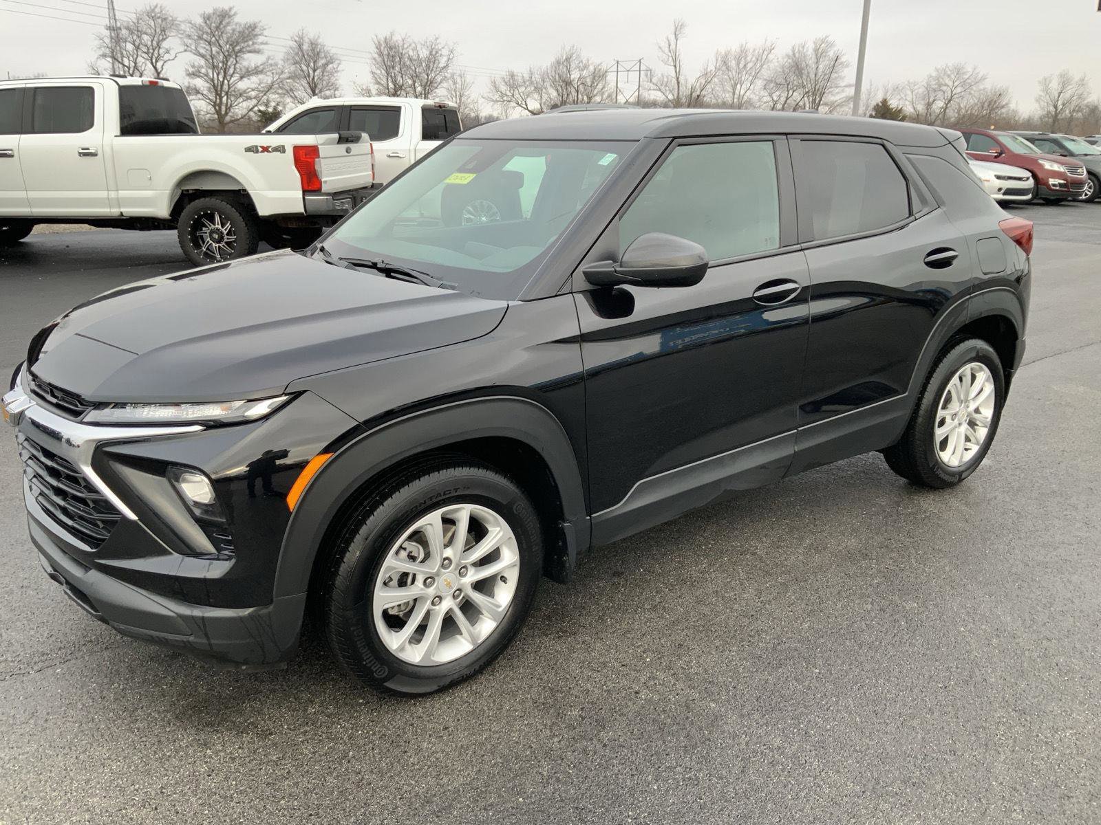 Used 2024 Chevrolet TrailBlazer LS w/ LS Convenience Package image 4