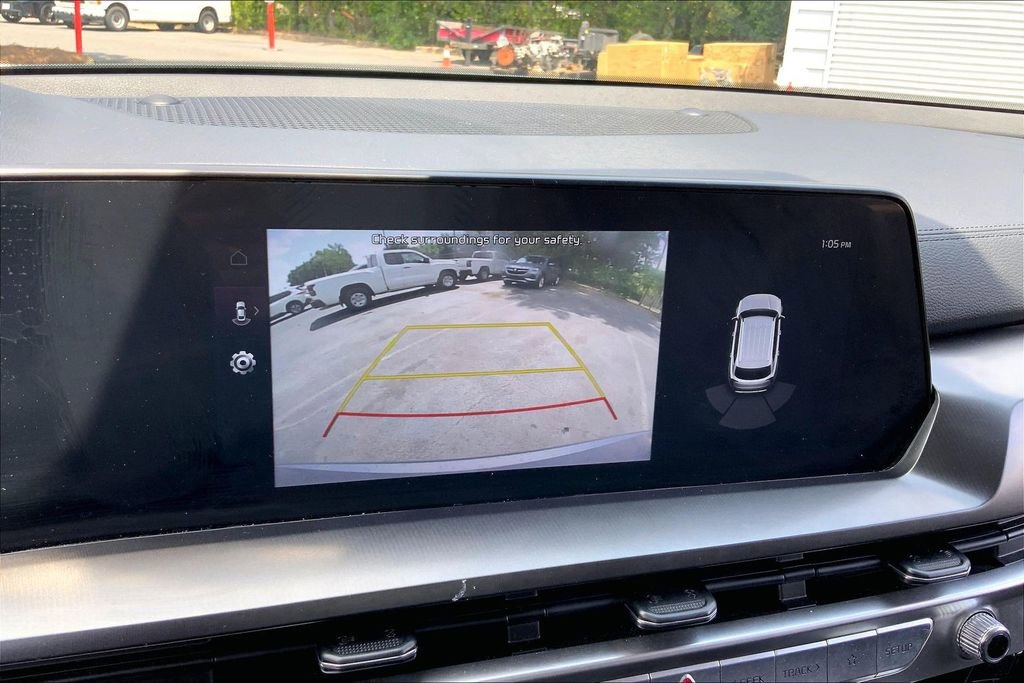 Used 2025 Kia Telluride S AWD/4WD image 11