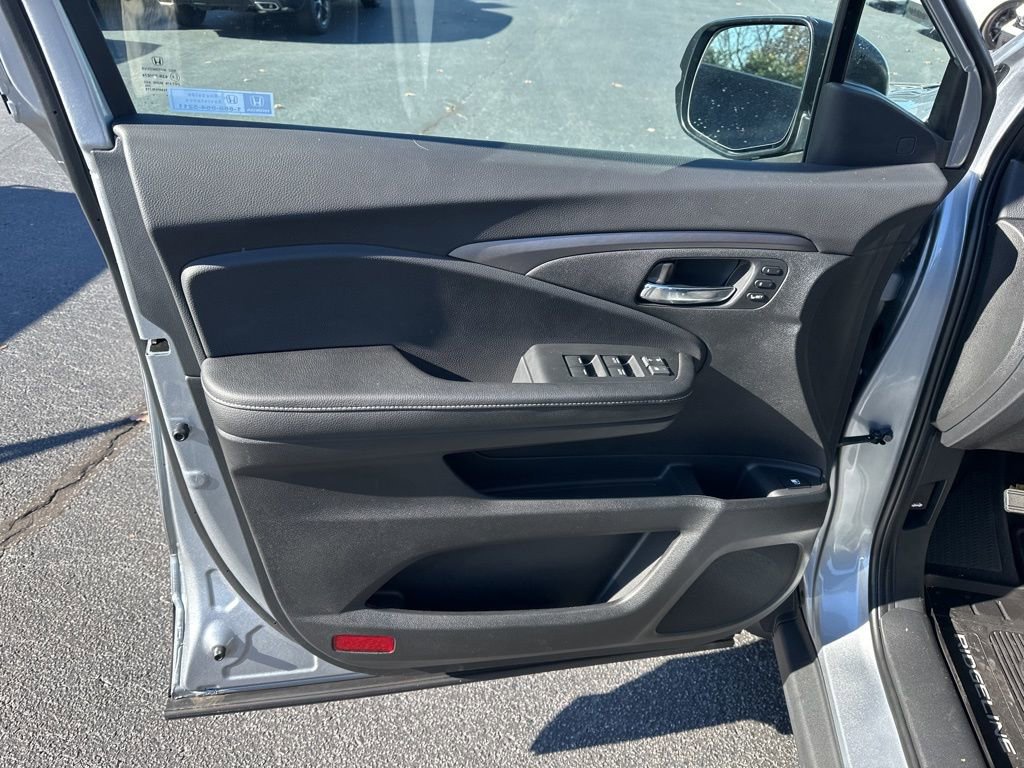 New 2026 Honda Ridgeline RTL image 21