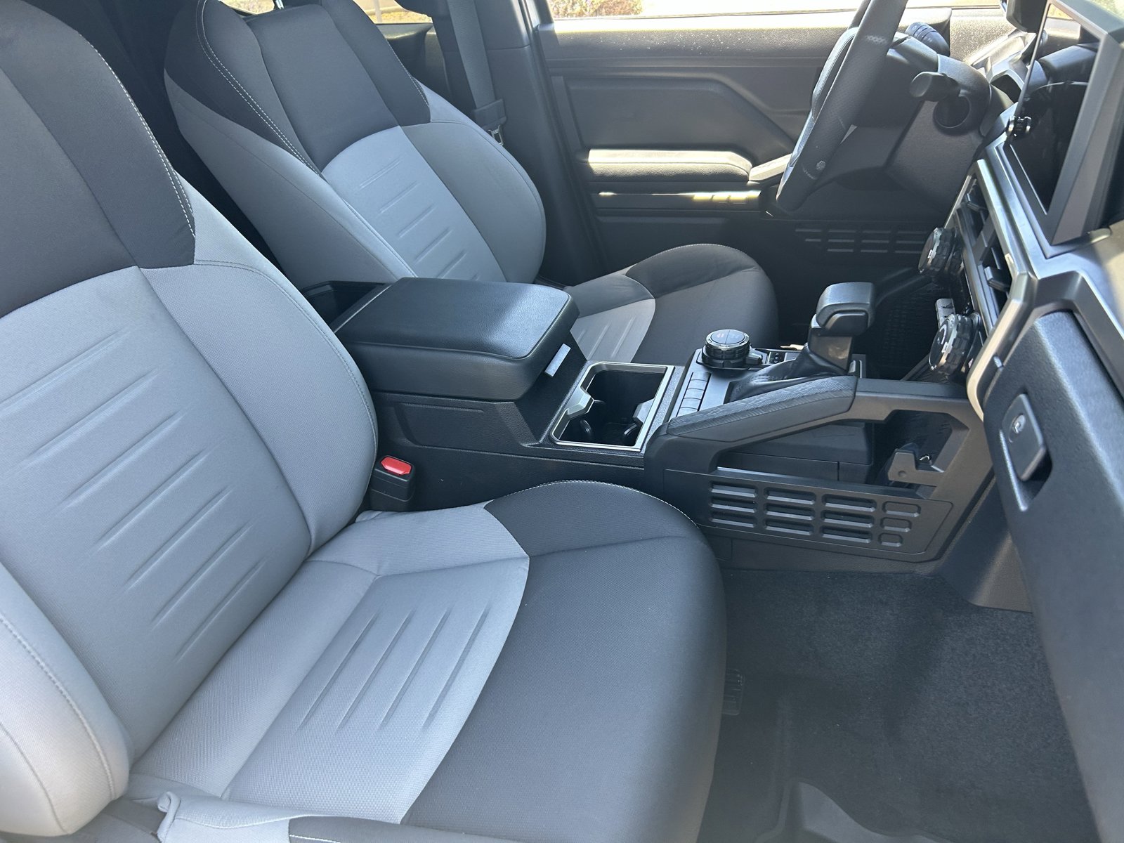 Used 2025 Toyota Tacoma TRD Sport AWD/4WD image 10