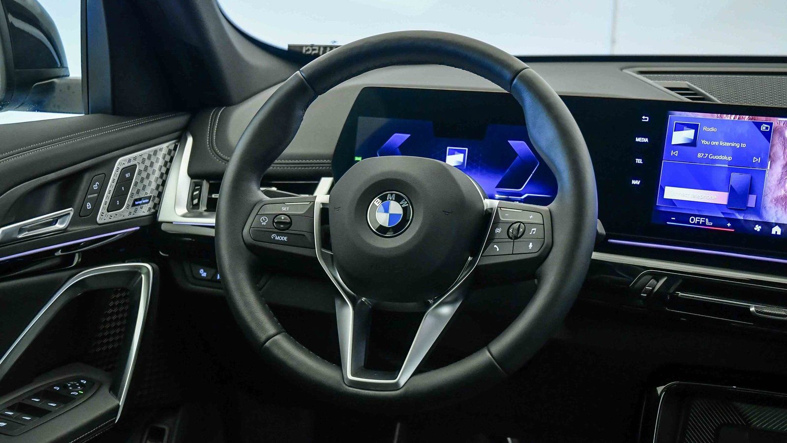 Used 2025 BMW X1 xDrive28i w/ Convenience Package image 13