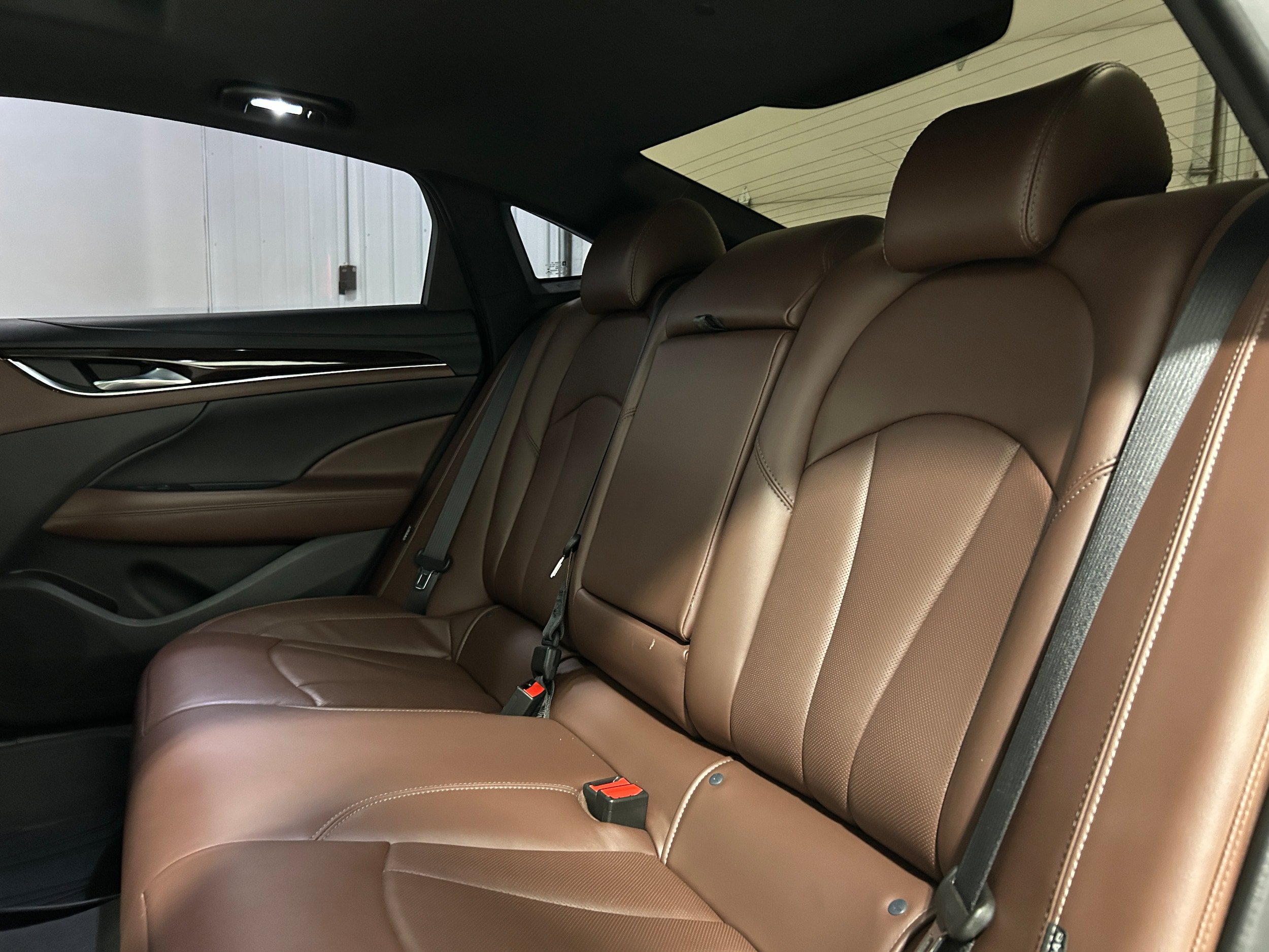 Used 2019 Buick LaCrosse Avenir w/ Driver Confidence Package II AWD/4WD image 28