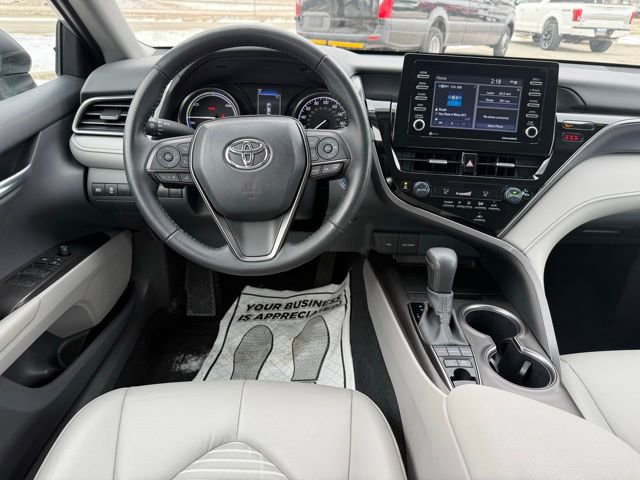 Used 2024 Toyota Camry SE image 15