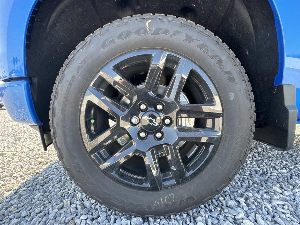 New 2026 Chevrolet Silverado 1500 RST image 4