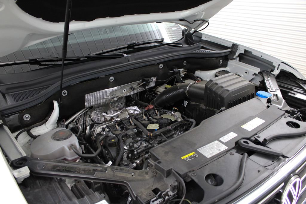 Used 2024 Volkswagen Atlas SE w/ Black Wheel Package FWD image 41