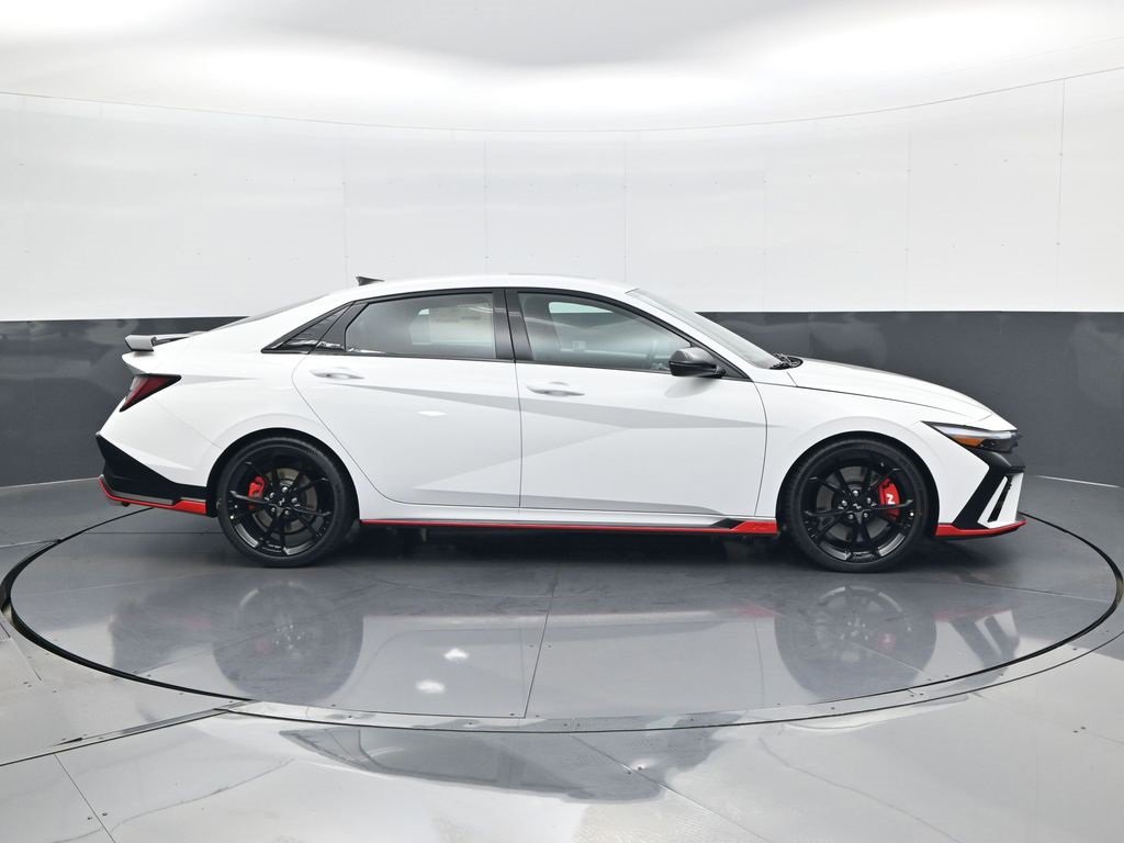 New 2025 Hyundai Elantra N image 4