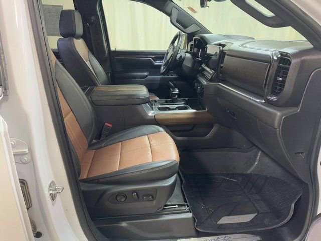Used 2025 Chevrolet Silverado 1500 High Country w/ High Country Premium Package image 41