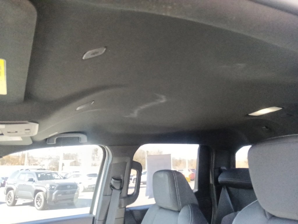 Used 2025 Toyota Tacoma TRD Sport image 14