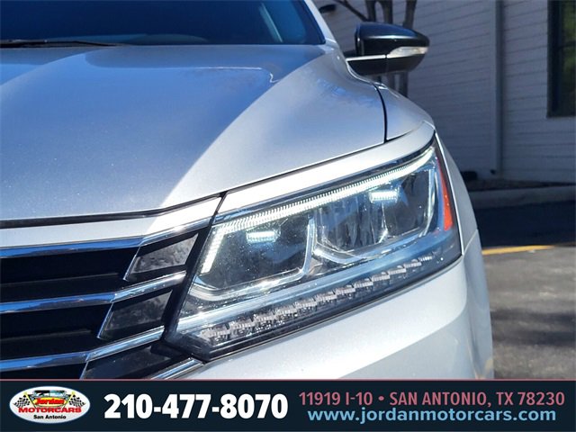 Used 2018 Volkswagen Passat 2.0T SE image 10